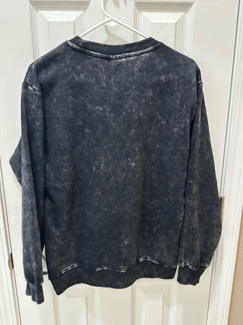 Def Leppard Rhinestone sweatshirt size Small - Picture 2 of 11